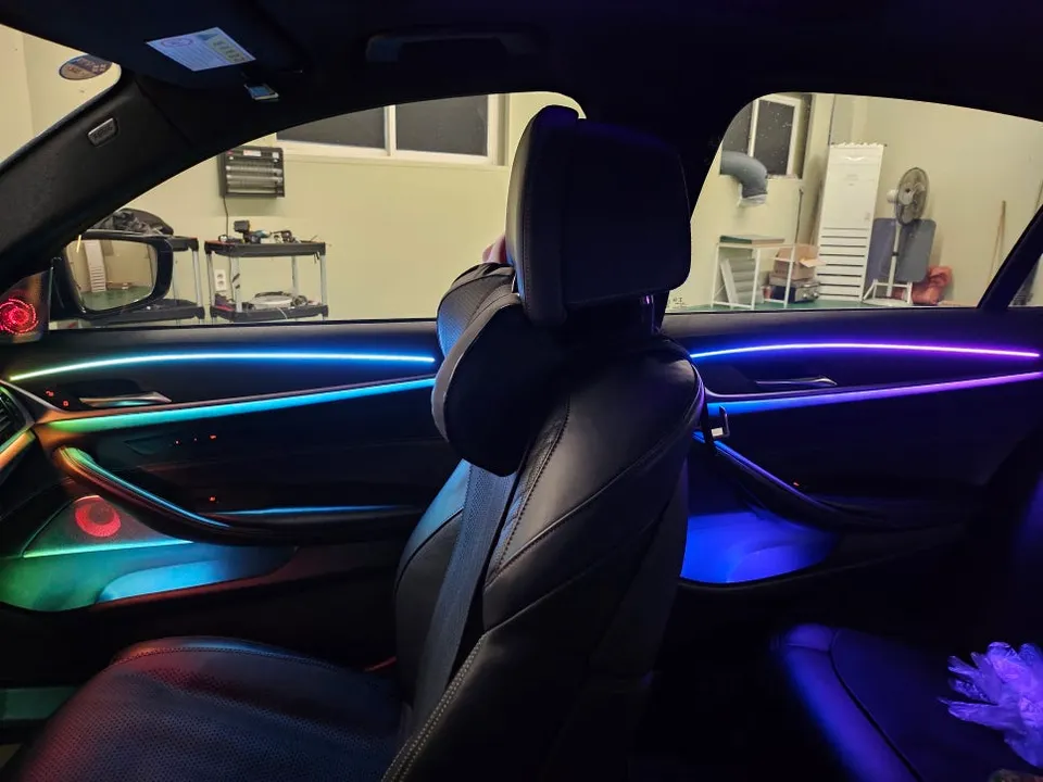 BMW 5 Series ambient lighting - BMW 5 Series Ambient Lighting Review - Glowmotion Air photo 3