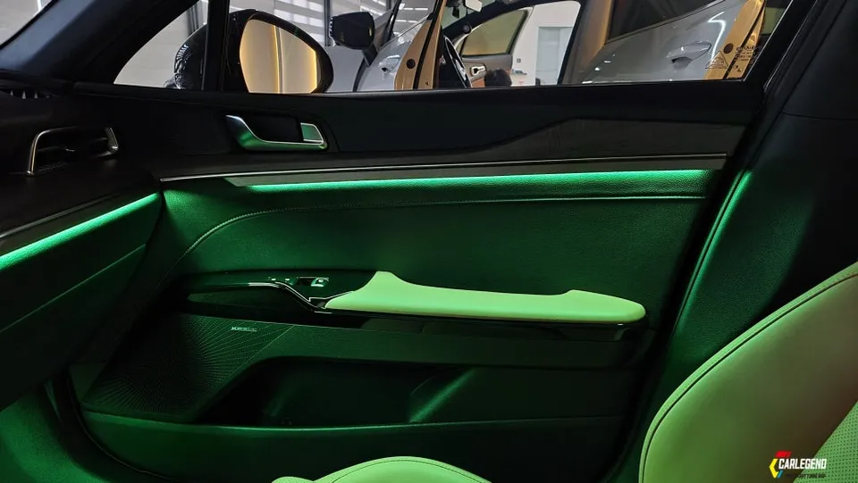 Kia K5 DL3 ambient lighting - Kia K5 Ambient Lighting Review - Custom Molded Interior LEDs photo 3