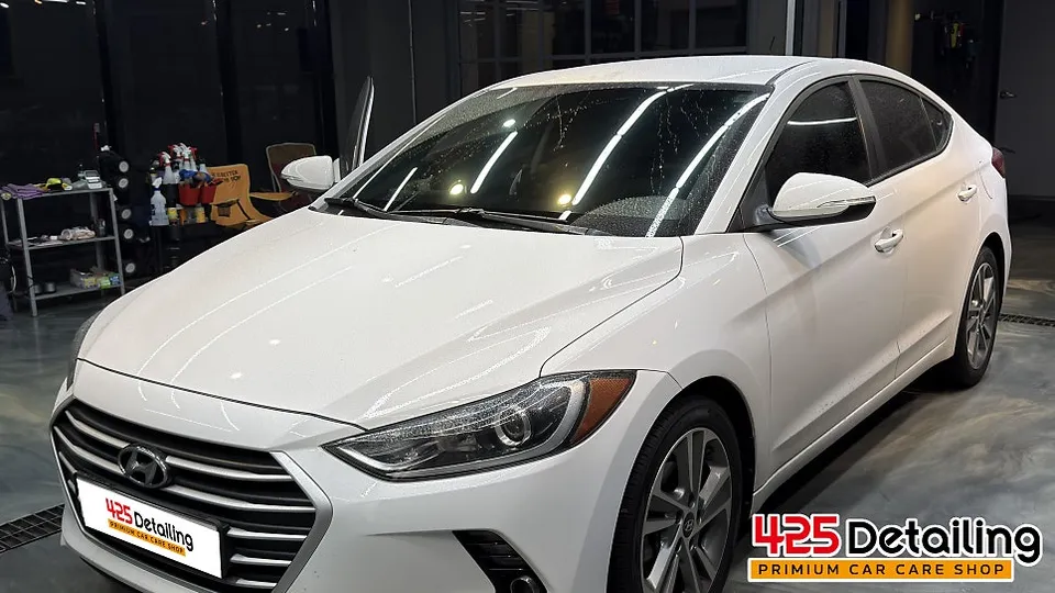 Hyundai Elantra ADのガラスコーティング事例 写真