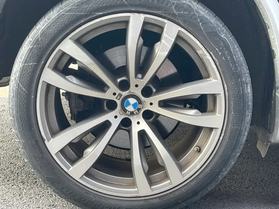 BMW X5 F15 wheel repair - BMW X5 Wheel Repair Review: Restored to Like-New Condition photo 4