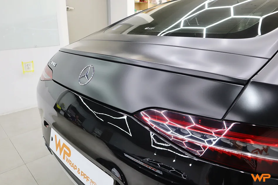 Mercedes-Benz AMG GT 43のカーラッピング事例｜サテンダークグレー 施工写真 1-3
