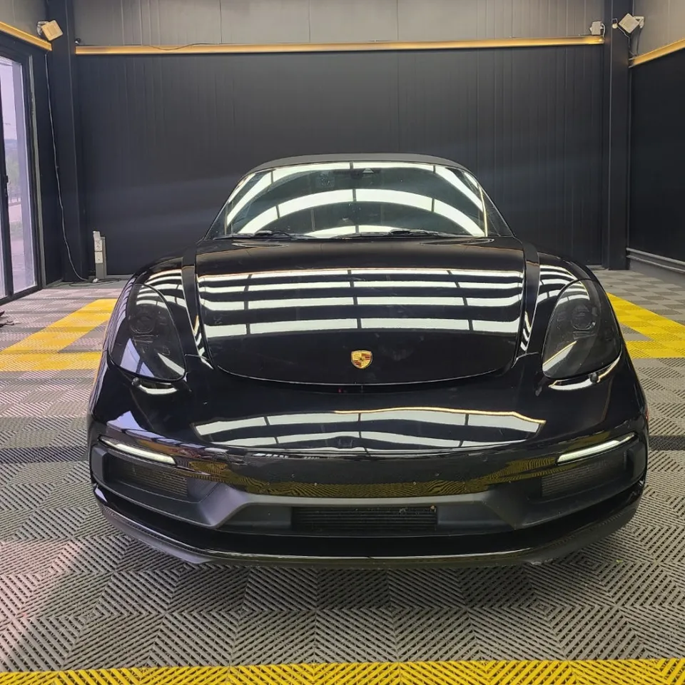 ポルシェ 718 ボクスター GTS カーラッピング事例|費用目安・仕上がり 施工写真 4-1
