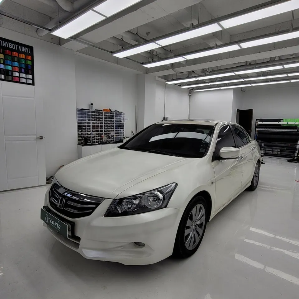 Honda Accordのカーラッピング事例|費用目安・仕上がり 施工写真 1-1