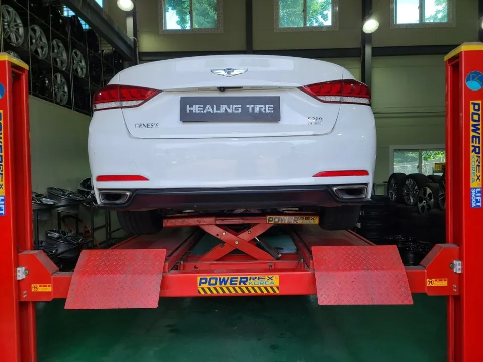 Genesis G80 Wheel Repair Installation Review — Cost photo 2