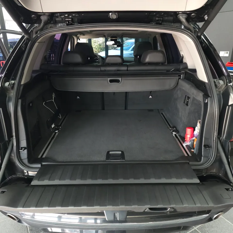BMW X5 car audio - BMW X5 Car Audio Upgrade: Beyond Stock Sound photo 5