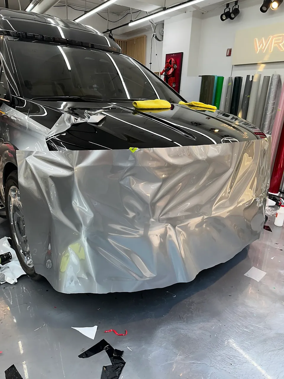 Kia Carnivalのカーラッピング事例｜費用目安・仕上がり 施工写真 3-1