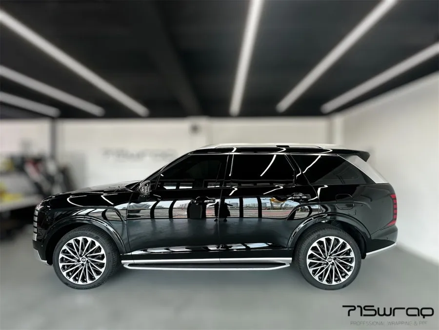 Hyundai Palisadeのカーラッピング事例 施工写真 4-2
