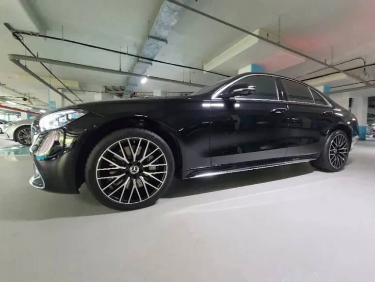 Mercedes-Benz S-Class W223のホイールリペア・塗装事例 施工写真 4