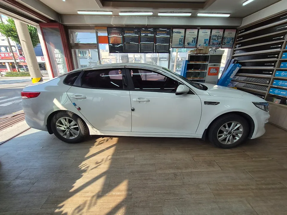 Kia K5 Window Tinting Review: Rayno S9 Film for Enhanced Privacy photo 2