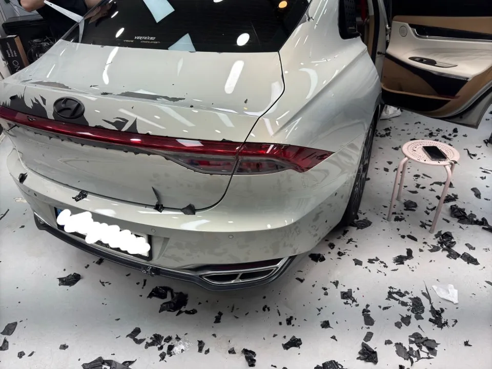 Hyundai Azera PPF施工事例|費用目安と仕上がり 施工写真 1-3