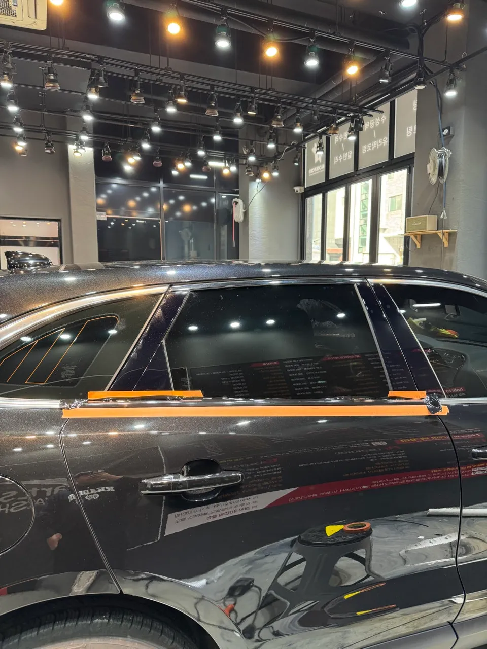 Lexus LXのドラレコ取付事例｜韓国での施工内容 施工写真 1-3