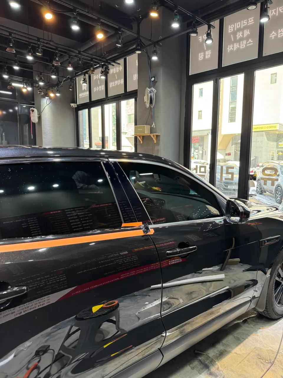 Lexus LXのドラレコ取付事例｜韓国での施工内容 施工写真 2-3