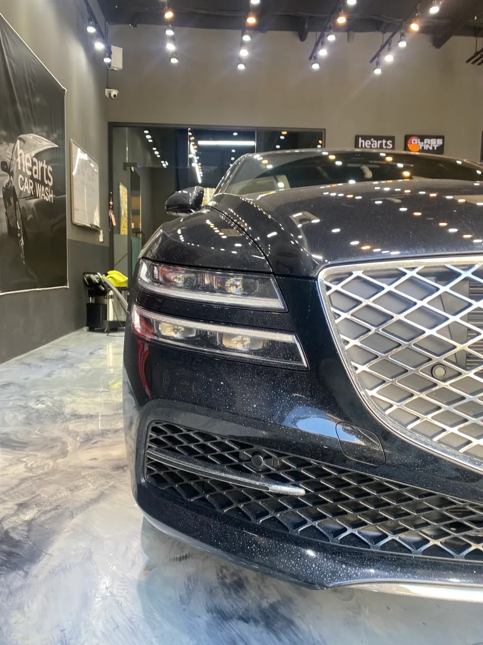 Genesis G80のガラスコーティング事例|費用目安・仕上がり 施工写真 2-2