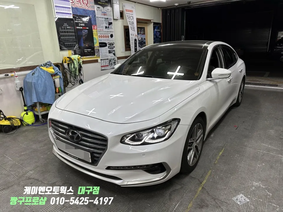 Hyundai Grandeur IG Ambient Lighting Review — Enhanced Interior M photo 2