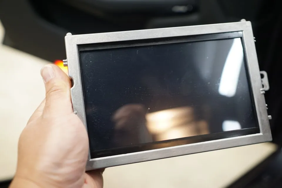 Mercedes-Benz E-Class W212 android head unit - Mercedes-Benz W212 Android Head Unit Upgrade Review photo 4