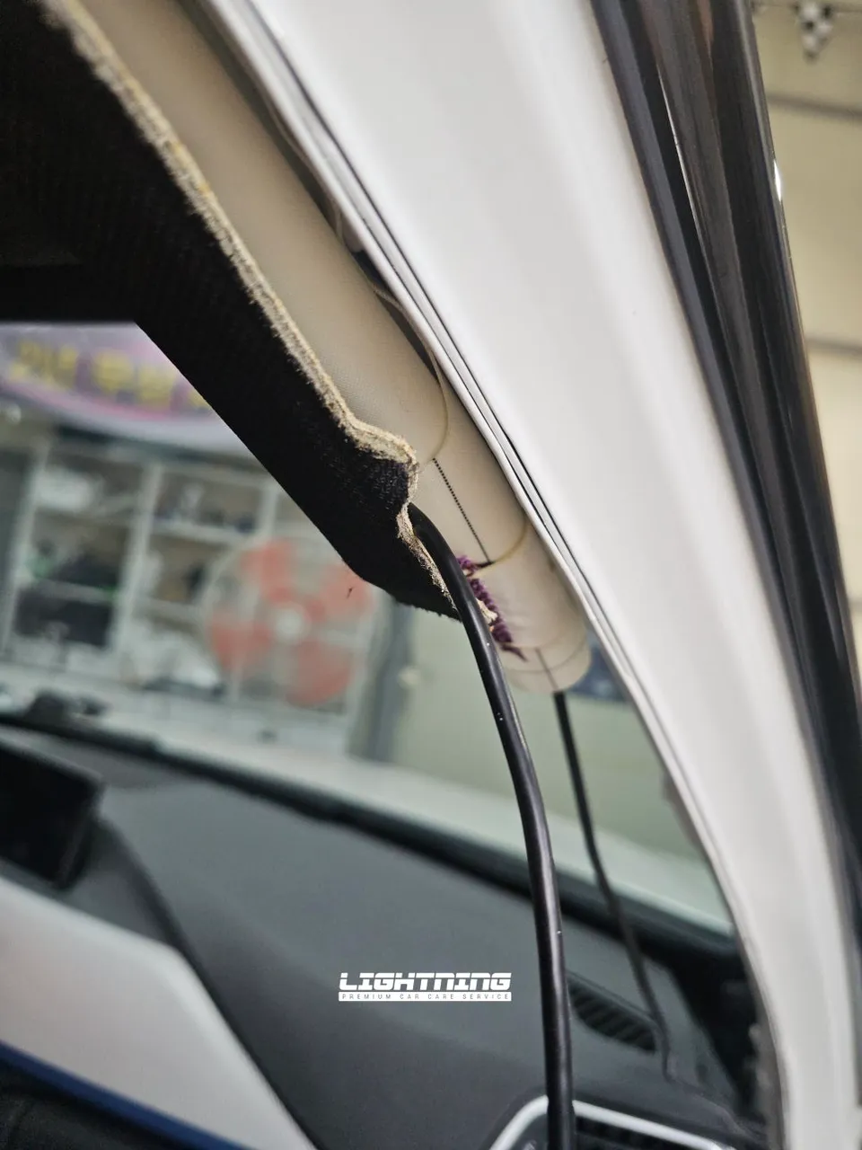 BMW 3 Series dash cam - BMW 3 Series Dash Cam Installation Review photo 4