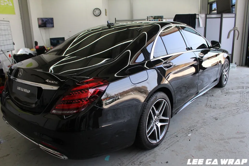 Mercedes-Benz S-Classのカーラッピング事例|費用目安・仕上がり 施工写真 1-2