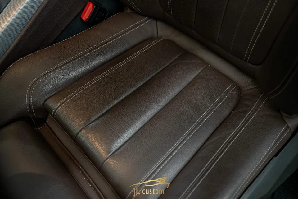 BMW X5 F seat climate - BMW X5 F Ventilated Seats Review — Enhanced Summer Comfort photo 3