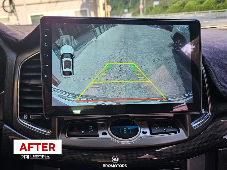 Chevrolet CaptivaのAndroid Auto・CarPlay取付事例 施工写真 3-2