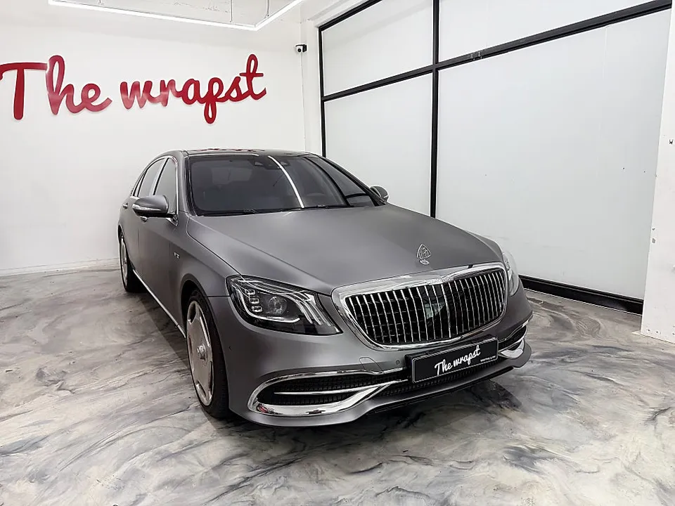 メルセデス・ベンツ Sクラス W222 カーラッピング事例 施工写真 3-2