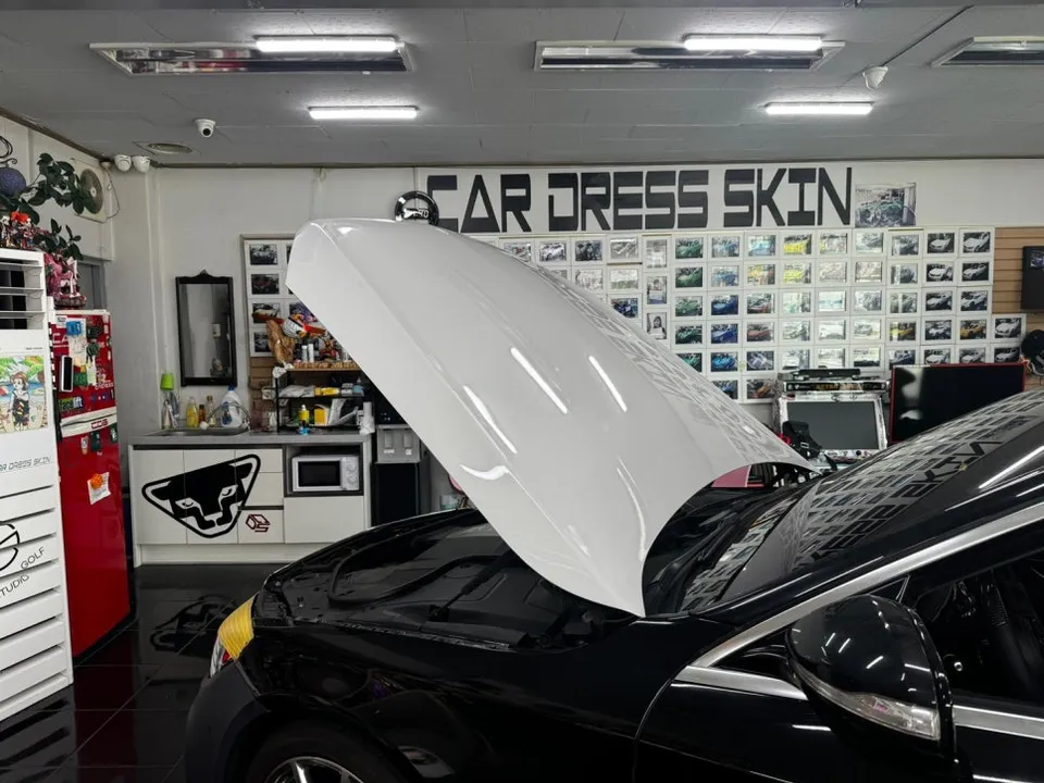 Mercedes-Benz S-Class W222のカーラッピング事例 施工写真 1-3