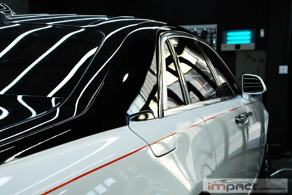 Rolls-Royce Ghostのカーラッピング事例｜費用目安・仕上がり 施工写真 1-3