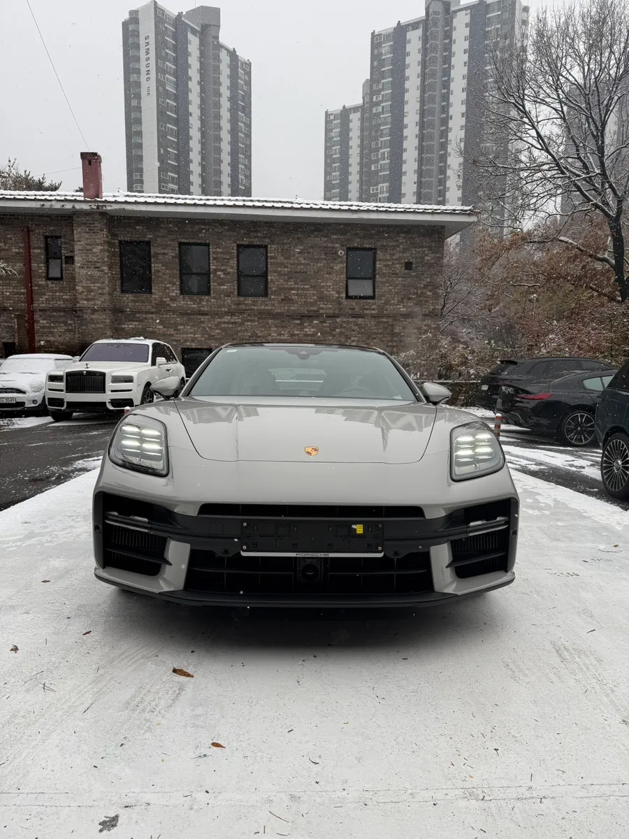 Porsche PanameraのPPF施工事例｜費用目安・仕上がり 施工写真 1-3