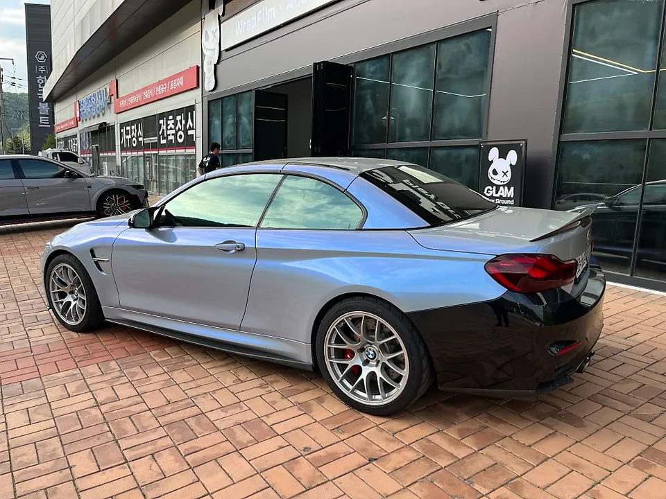 BMW M4のカーラッピング事例｜費用目安・仕上がり 施工写真 1-3