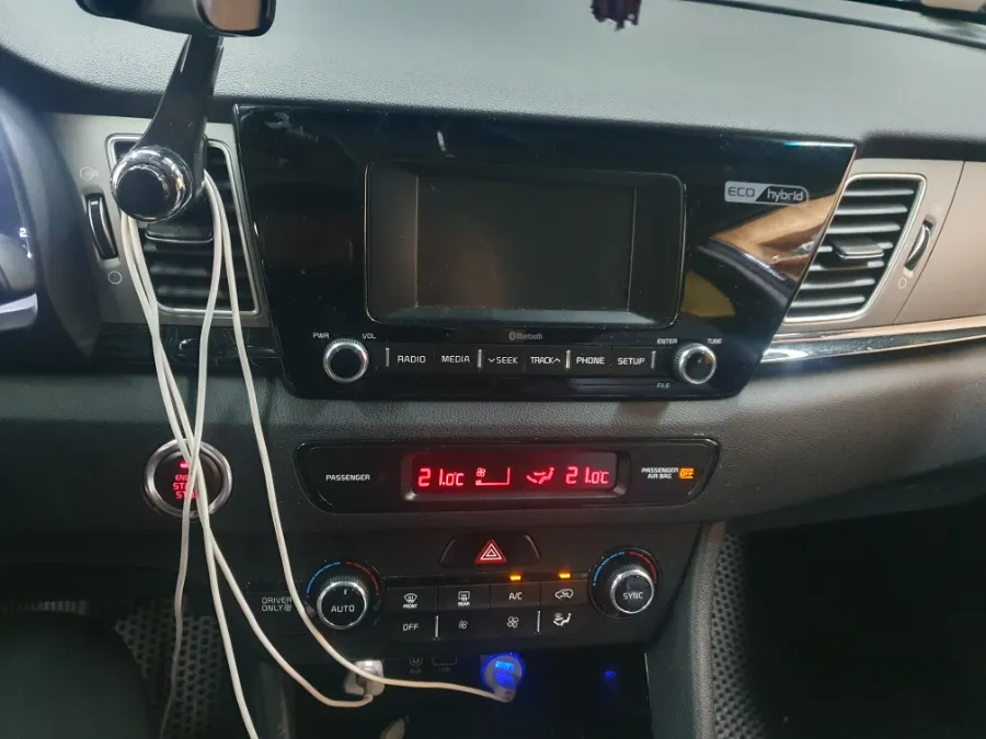 Kia Niro Hybrid android head unit - Kia Niro Hybrid Android Head Unit Review: Cost & Results photo 2