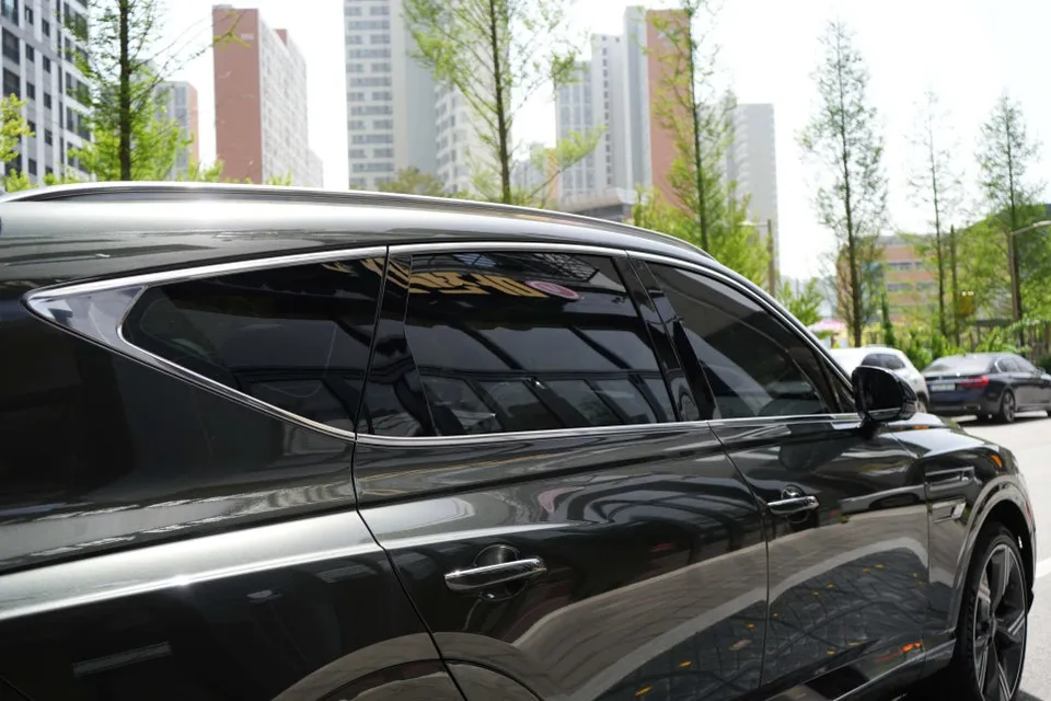Genesis GV80 カーフィルム施工事例｜費用目安・仕上がり 施工写真 2