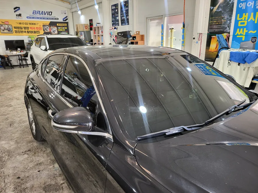 Genesis G70のカーフィルム施工事例｜費用目安・仕上がり 施工写真 2