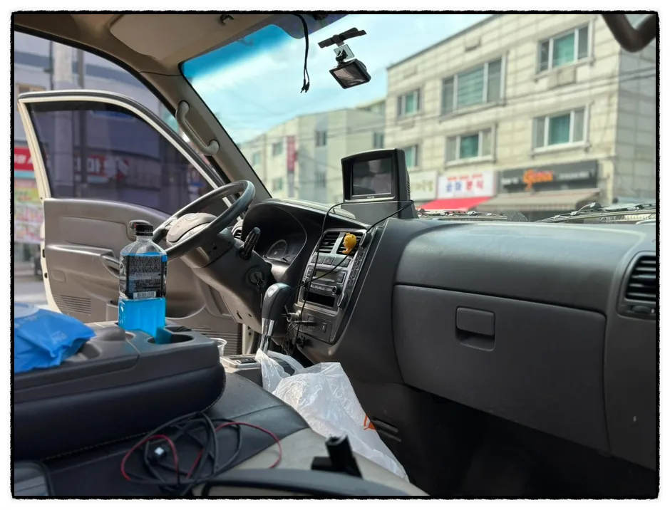 Hyundai Porter dash cam - Hyundai Porter Dash Cam Installation Review photo 5