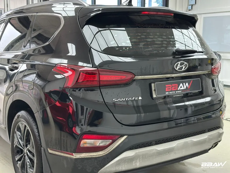 Kia Santa Fe TMのカーフィルム施工事例|費用目安・仕上がり 施工写真 3-1