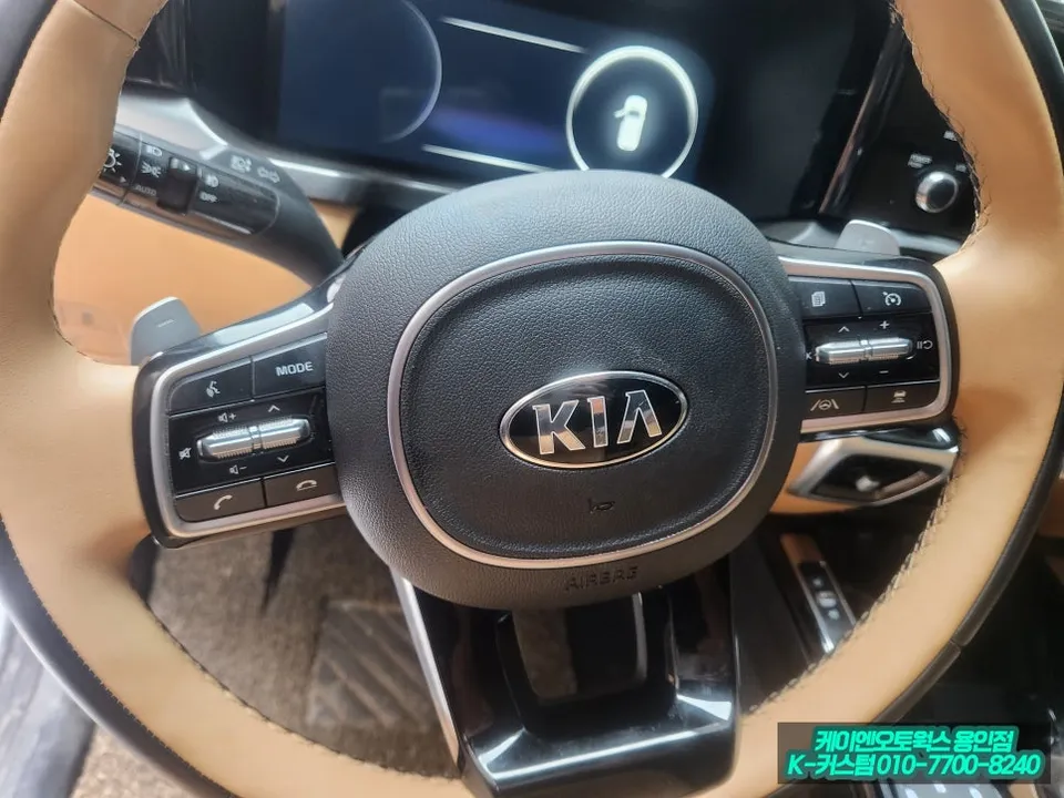 Kia Sorento MQ4 ambient lighting - Kia Sorento MQ4 Ambient Lighting Review: Cost & Results photo 4