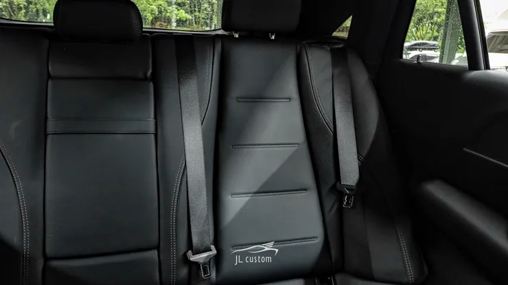 Mercedes-Benz GLE ambient lighting - Mercedes-Benz GLE Ambient Lighting Review - Cost & Results photo 4