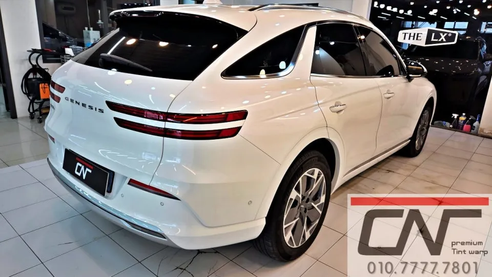 Genesis GV70 window tinting - Genesis GV70 Window Tinting Re-application Review photo 5