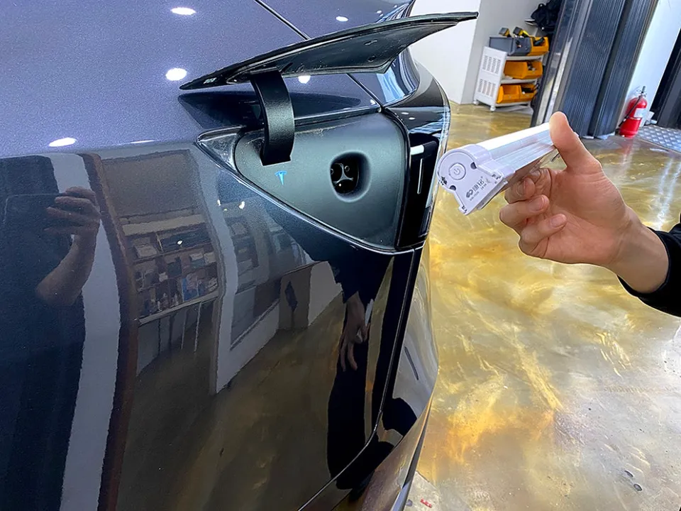Tesla Model Yのカーフィルム施工事例｜費用目安・仕上がり 施工写真 6