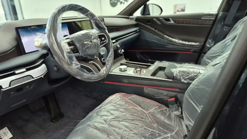 Genesis G80 PPF施工事例|費用目安と仕上がり 施工写真 1-2