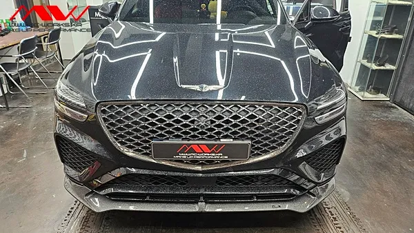 Genesis GV70 Vinyl Wrap Review: Blackout & Carbon Accents photo 2