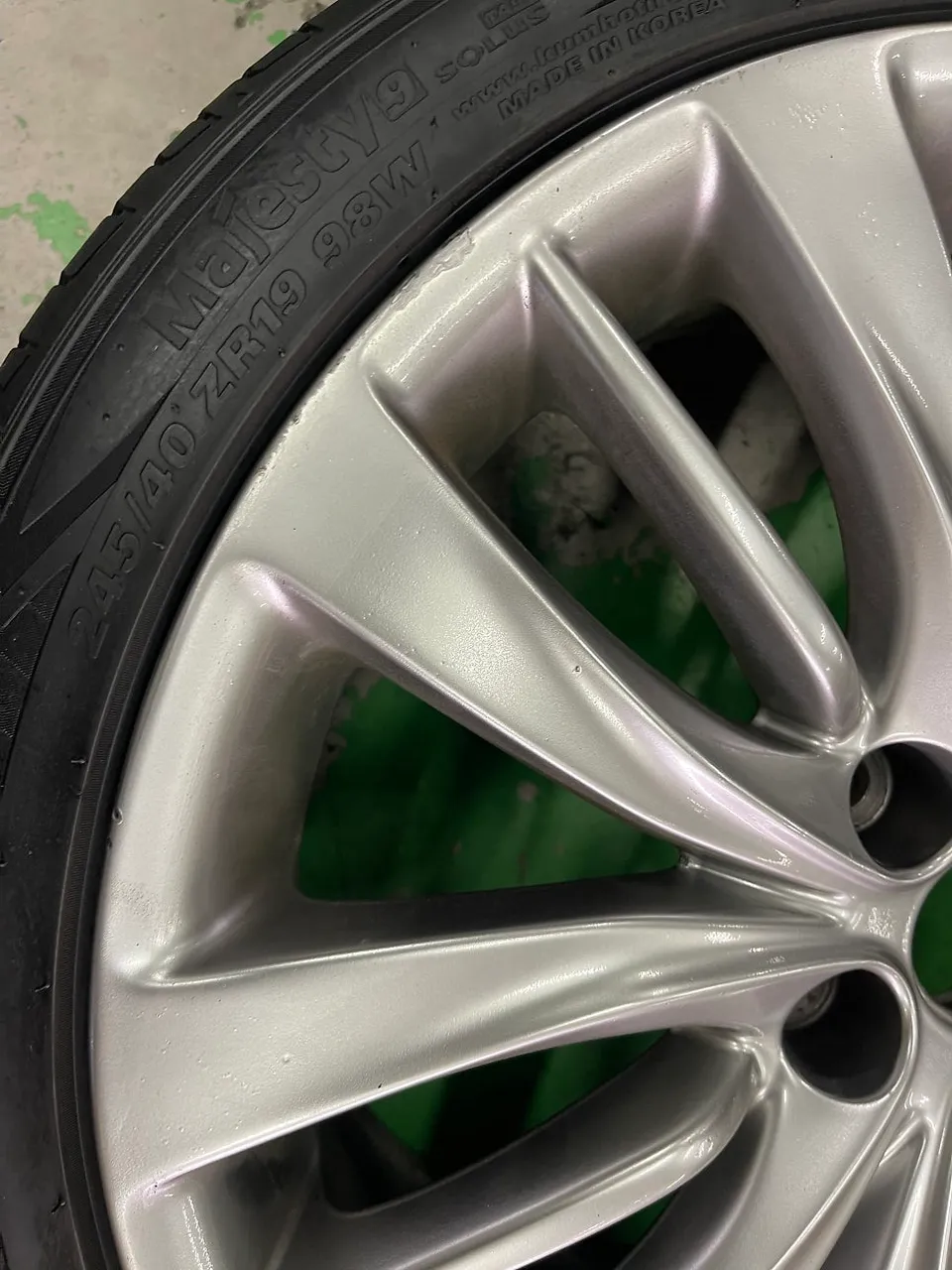 Genesis G80 wheel repair - Genesis G80 Wheel Repair Review: Hyper Black Restoration photo 6