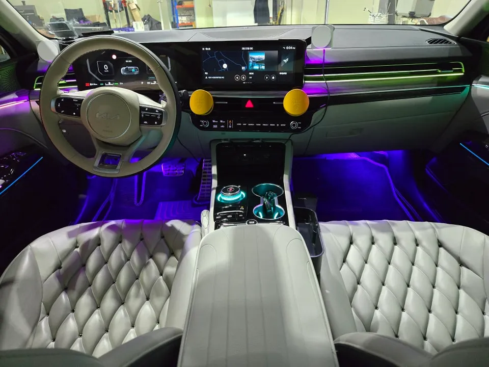 Kia K5 ambient lighting - Kia K5 Ambient Lighting Review: Enhanced Interior LED Mood photo 3