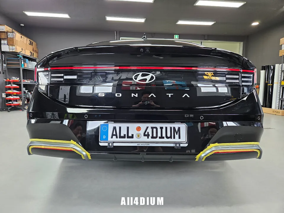 Hyundai Sonata DN8のカーラッピング事例|費用目安・仕上がり 施工写真 3-2