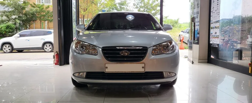 Hyundai Elantraのドライブレコーダー取付事例 写真
