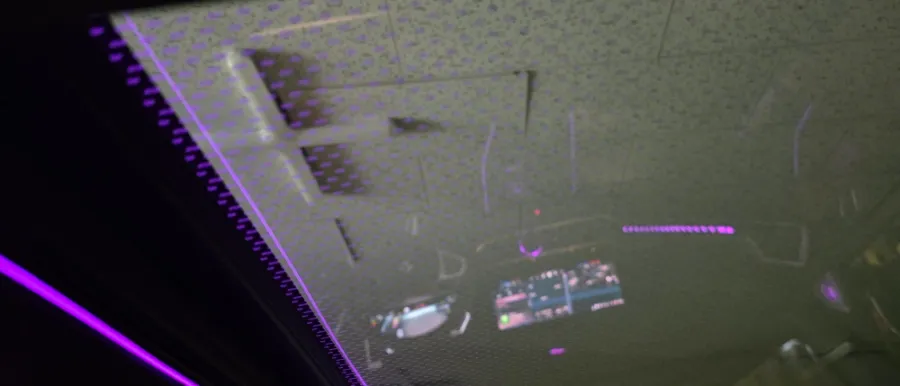BMW X7 G07 ambient lighting - BMW X7 G07 Ambient Lighting Review: Sunroof Line Upgrade photo 5