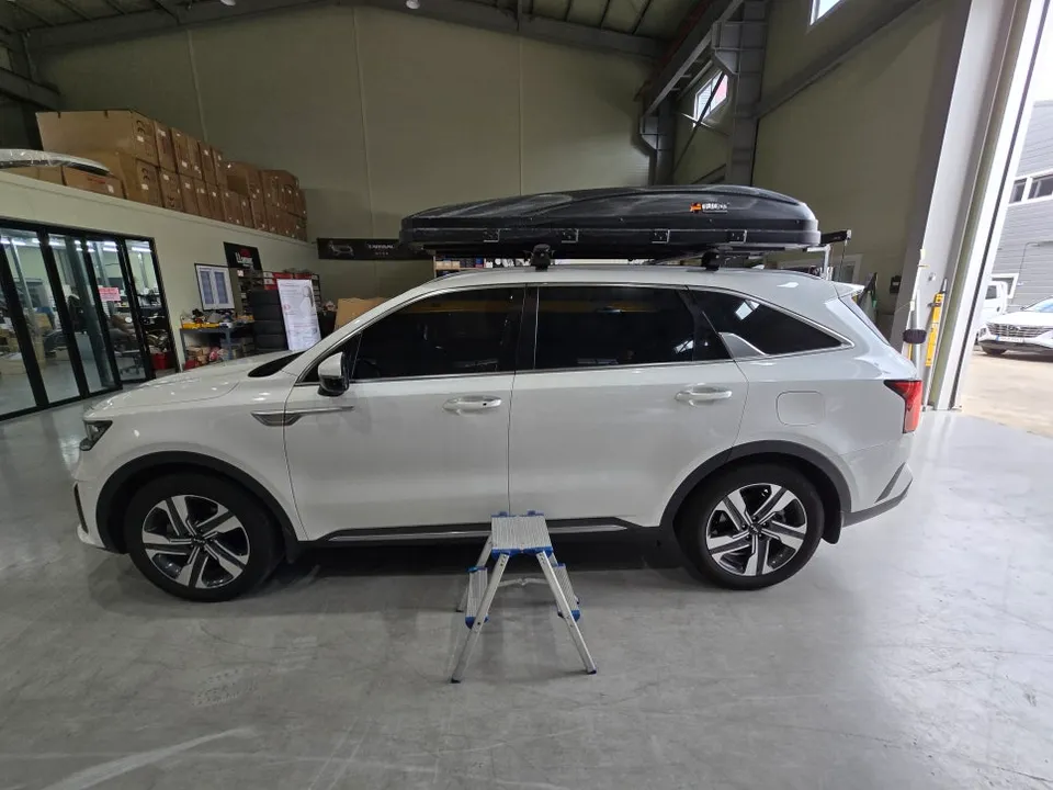Kia Sorento MQ4のカーラッピング事例|費用目安・仕上がり 施工写真 3-3