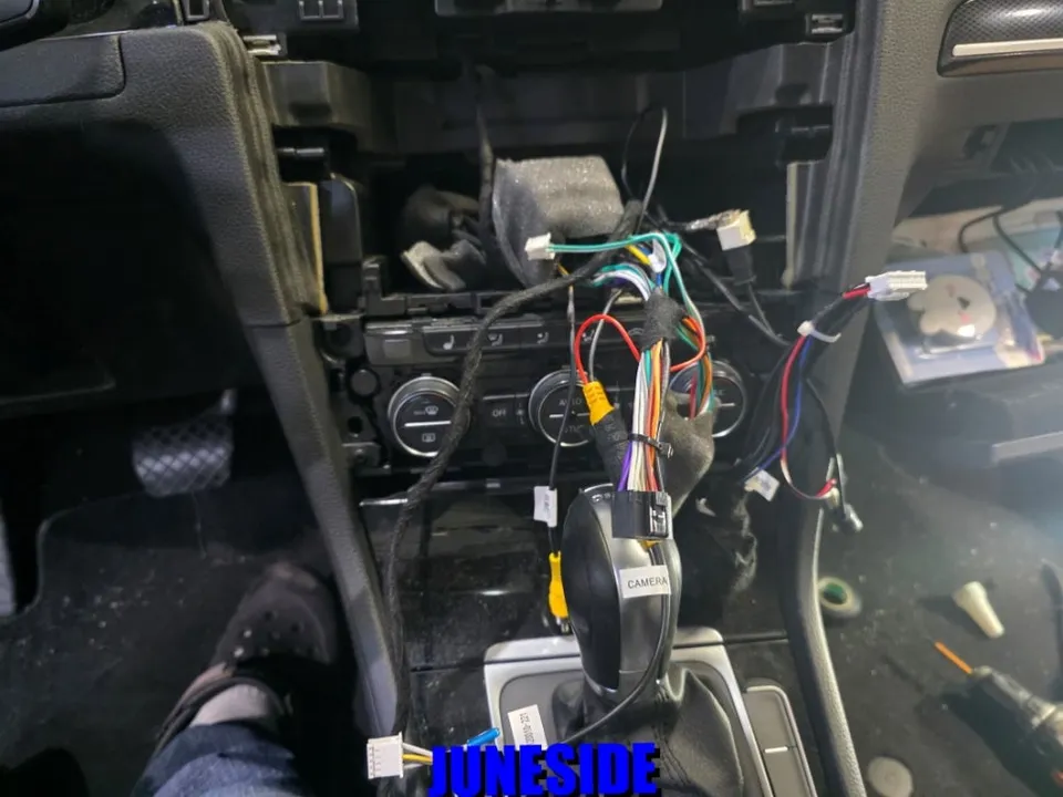 Volkswagen Golf android head unit - Volkswagen Golf CarPlay Retrofit Installation Review — Cost photo 4