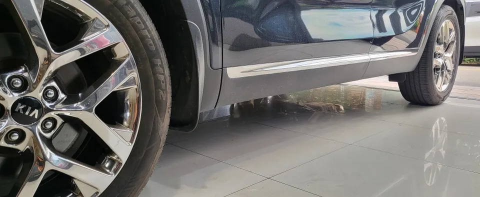Kia Sorento body kit - Kia Sorento Body Kit Installation Review photo 3