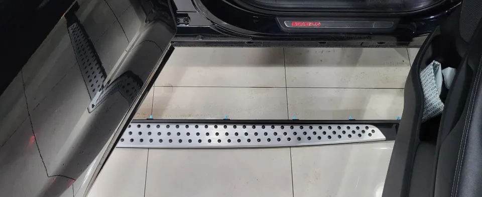 Kia Sorento body kit - Kia Sorento Body Kit Installation Review photo 4