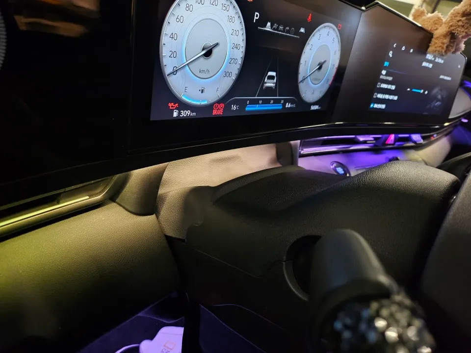 Hyundai Elantra Ambient Lighting Review — Custom Glow Motion Aero