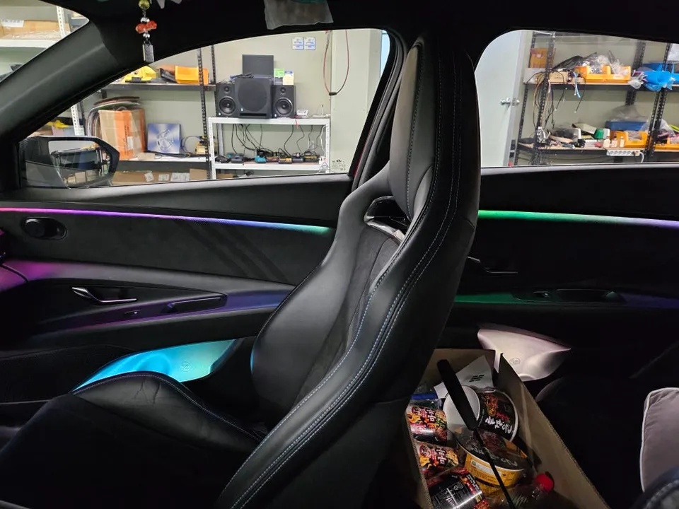 Hyundai Elantra ambient lighting - Hyundai Elantra Ambient Lighting Review — Custom Glow Motion Aero photo 3
